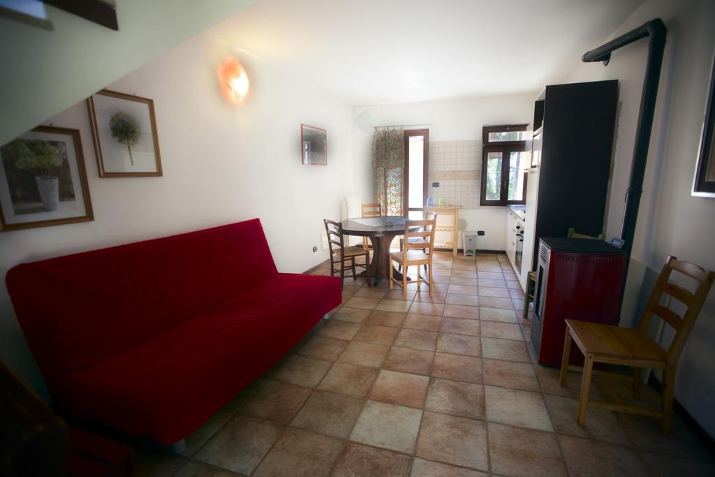 Brusasco Ca Borgo Vecchioアパートホテル 部屋 写真